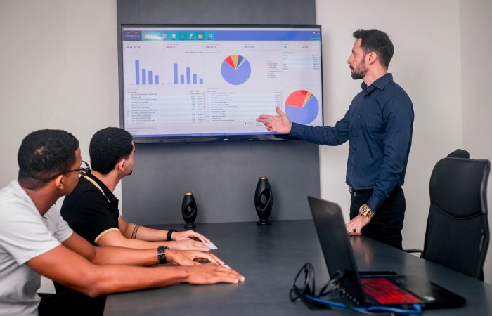TECNOLOGIA QUE TRANSFORMA NEGÓCIOS