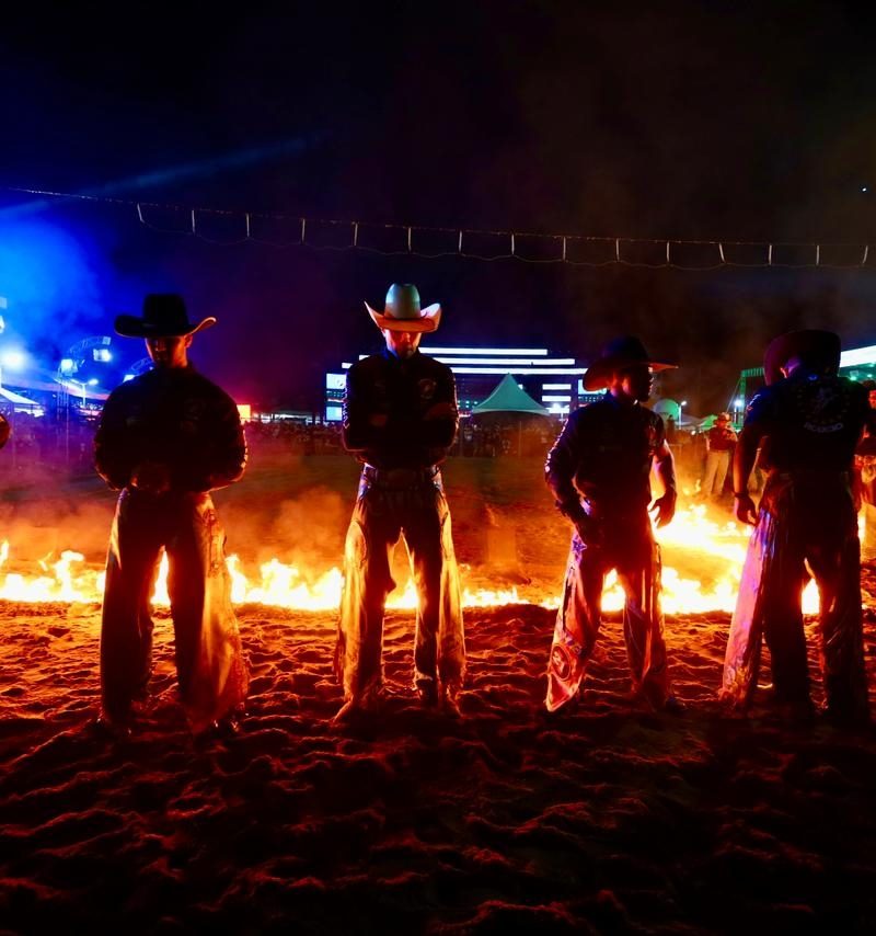 RODEIO PROFISSIONAL ENCERRA EXPOSAJ COM EMOCIONANTE ESPETÁCULO NA ARENA
