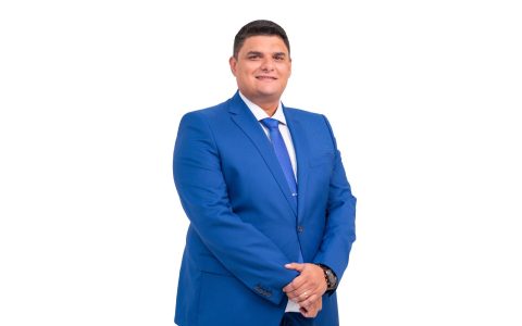 Presidente da Câmara de Santo Antônio de Jesus, Caíque Barbosa é confirmado na mesa do 4º Congresso Baiano de Vereadores