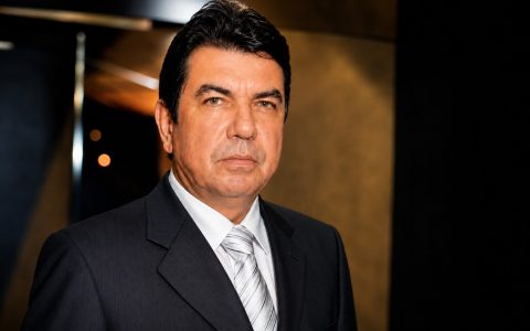 UNIFRIO - UMA HISTÓRIA CONSTRUÍDA COM VISÃO. UM FUTURO GUIADO PELA EXCELÊNCIA.